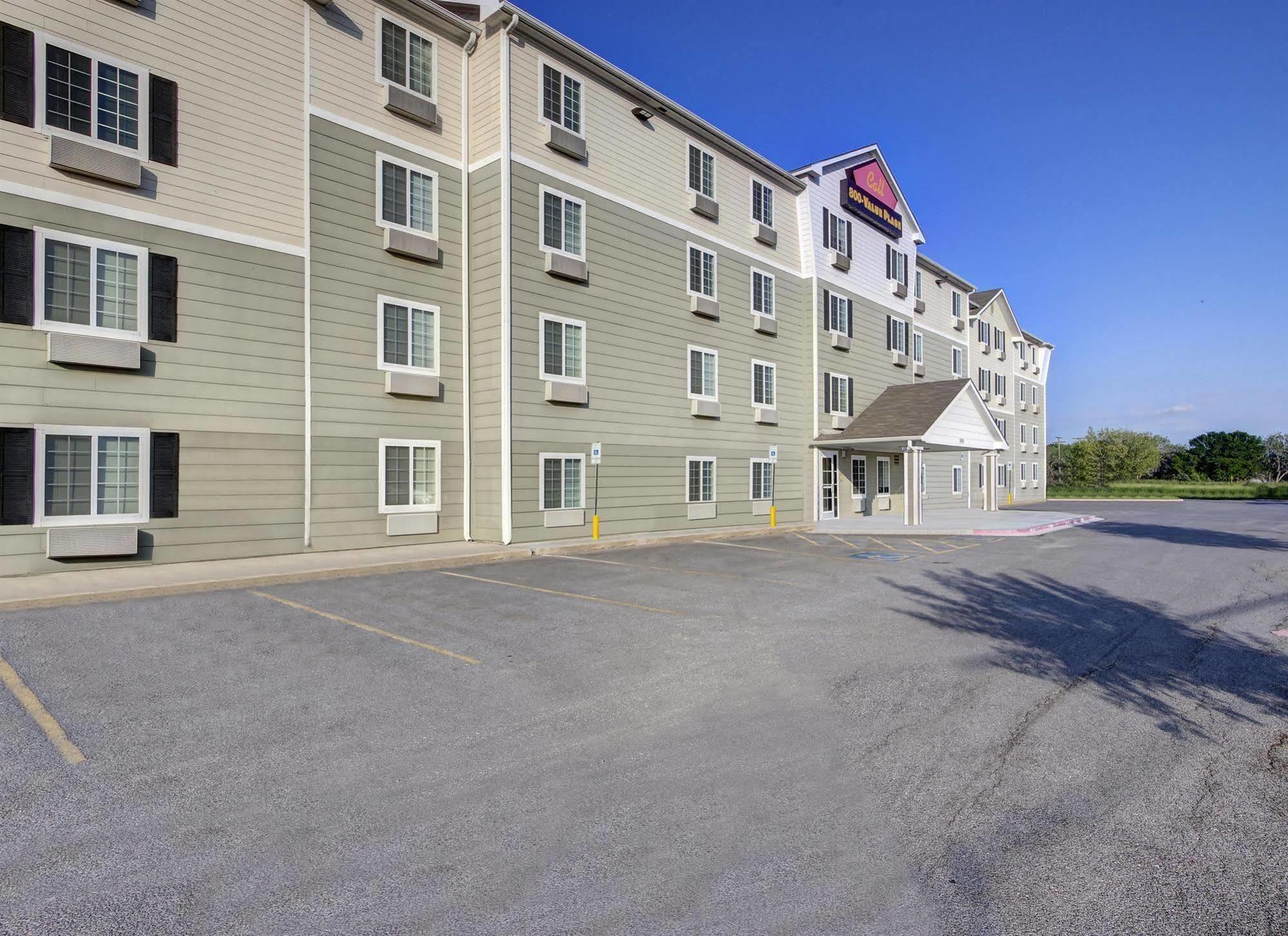 Woodspring Hotel Harlingen